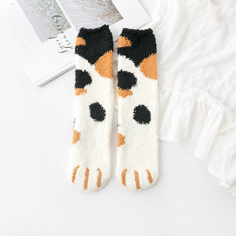 Female Autumn Winter Socks Crew Socks Wholesale Cartoon Paw Striped Casual Coral Fleece Socks Floor Socks Fluffy Fuzzy Socks